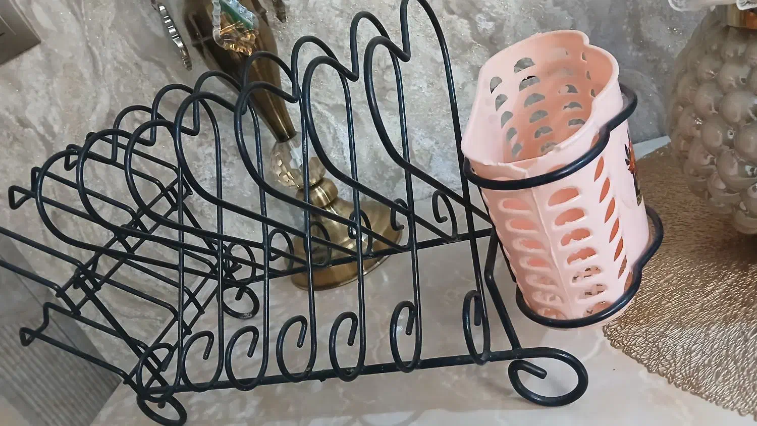 آبچکان|آبچکان و نظمدهنده ظروف|قدس, شهرقدس|دیوار