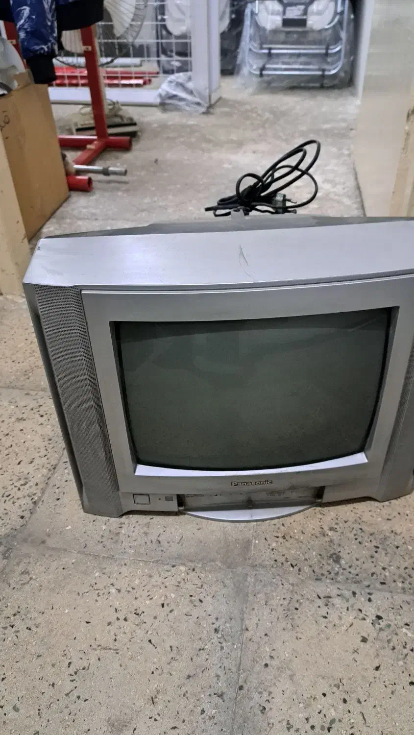 تلوزیون 14 پاناسونیک رنگی|تلویزیون و پروژکتور|کرج, مجتمع صنفی صنعتی|دیوار