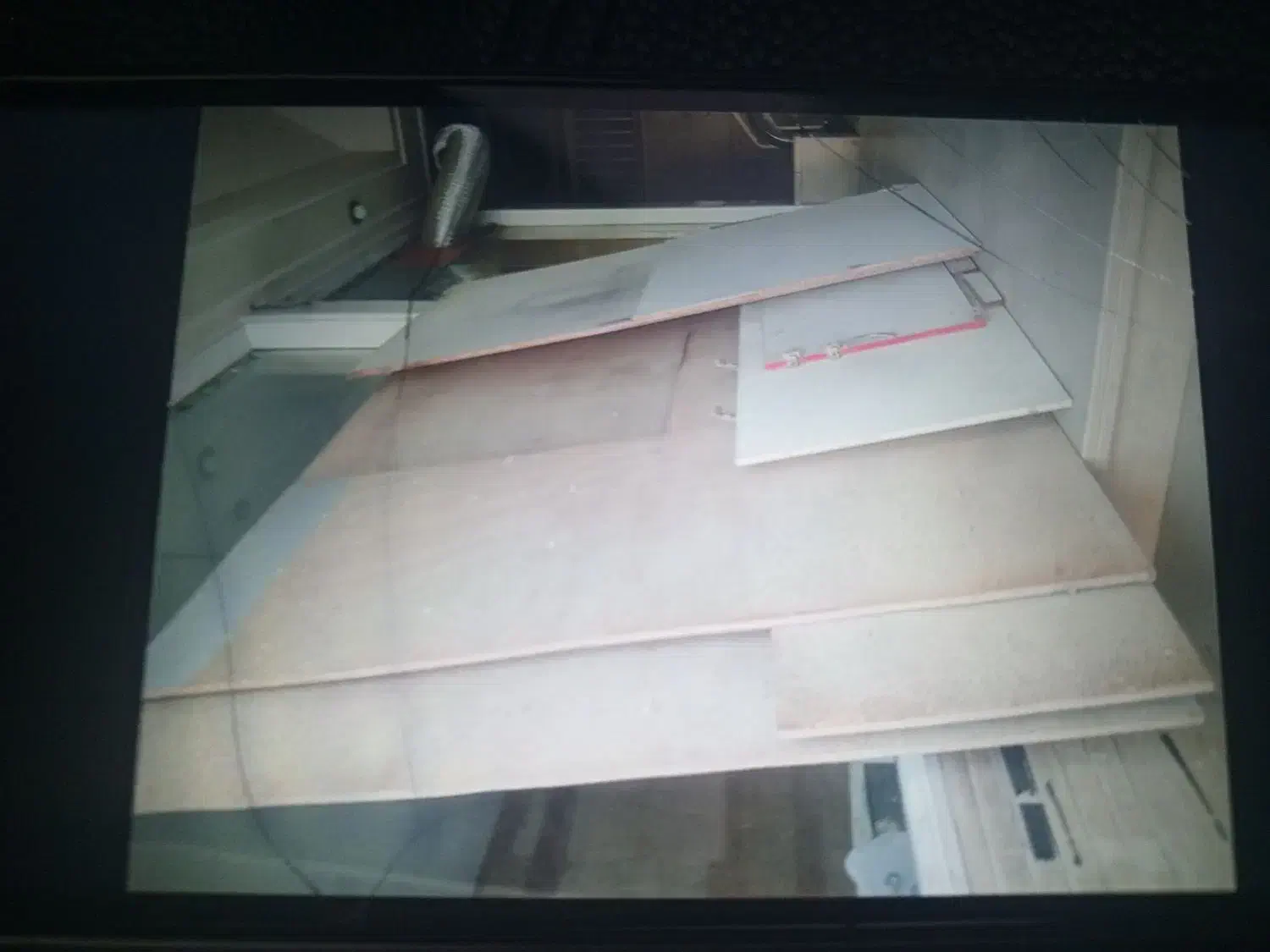 چوب نوپان|تخت و سرویس خواب|اصفهان, شهرک آزمایش|دیوار