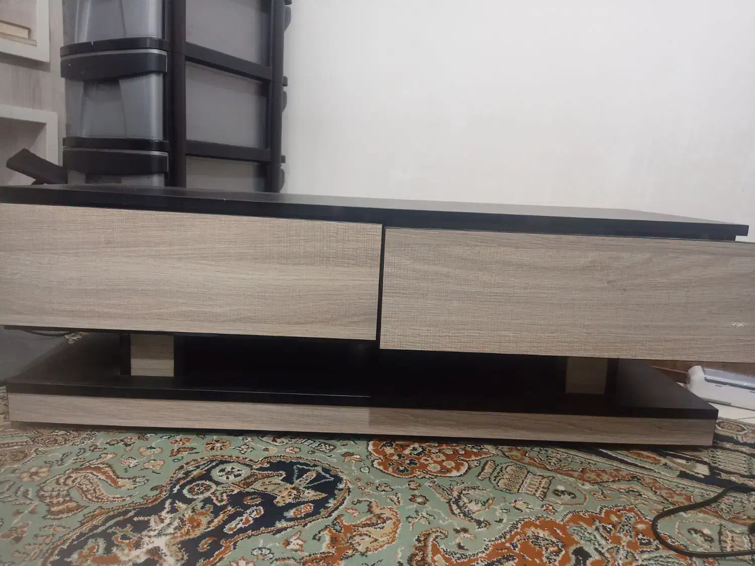 میز تلویزیون ام دی اف|میز تلویزیون|ری, جوانمرد قصاب|دیوار