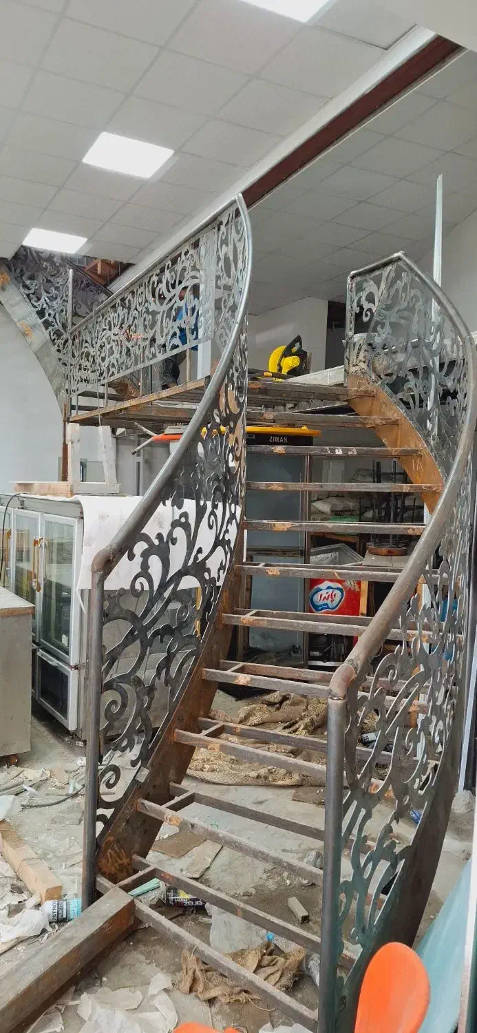 تولید پله های دکوراتیو|خدمات پیشه و مهارت|فومن, |دیوار