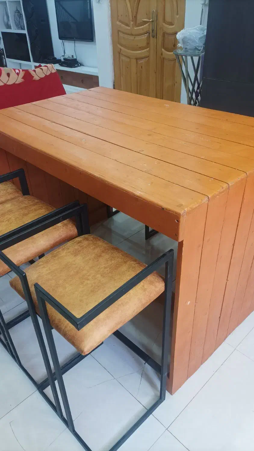 میز چوب روس سبک و سه عدد صندلی اپنی|میز و صندلی غذاخوری|محمدشهر, ولدآباد|دیوار