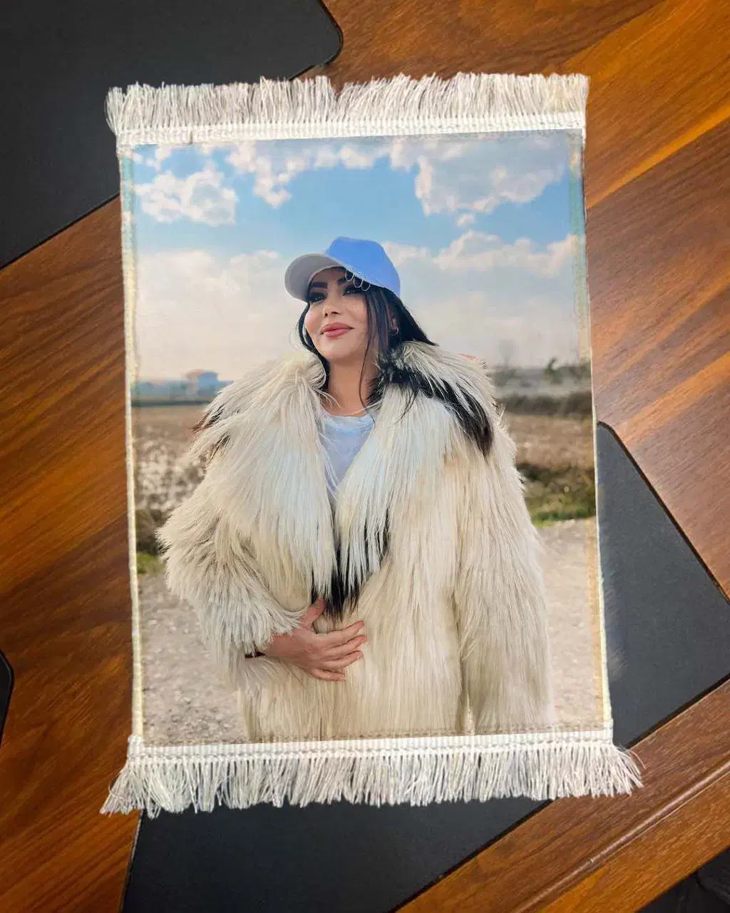 فرش چهره|فرش|اهواز, دغاغله|دیوار