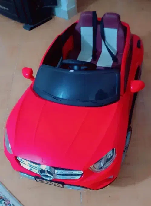 ماشین شارژی طرح بنز|اسباب‌بازی بچه|محمدشهر, محمدشهر|دیوار