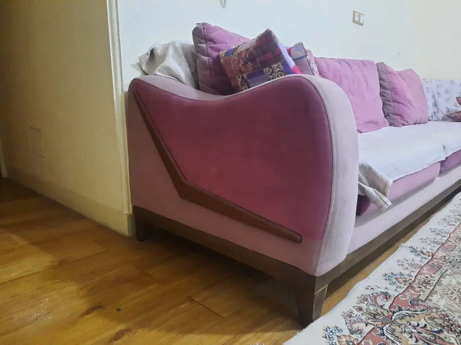 مبلمان خانگی چوبی|مبلمان خانگی و میز عسلی|اهواز, کوروش|دیوار