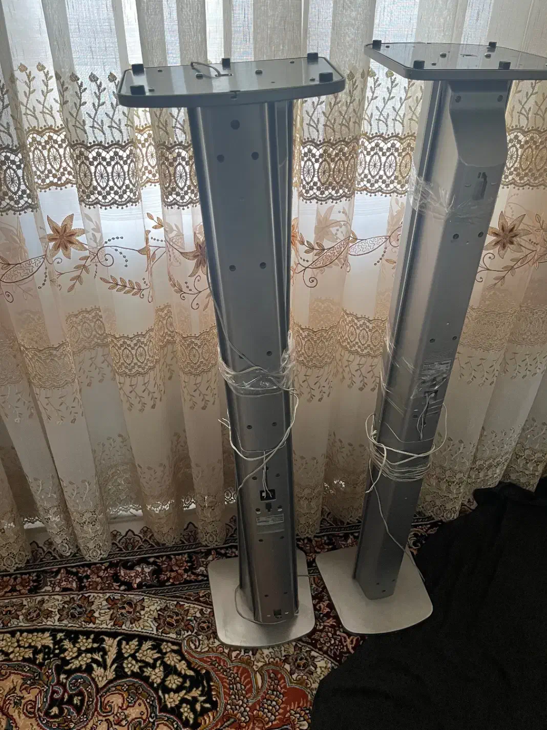 Tv v v|تلویزیون و پروژکتور|قم, آذر (نکویی)|دیوار