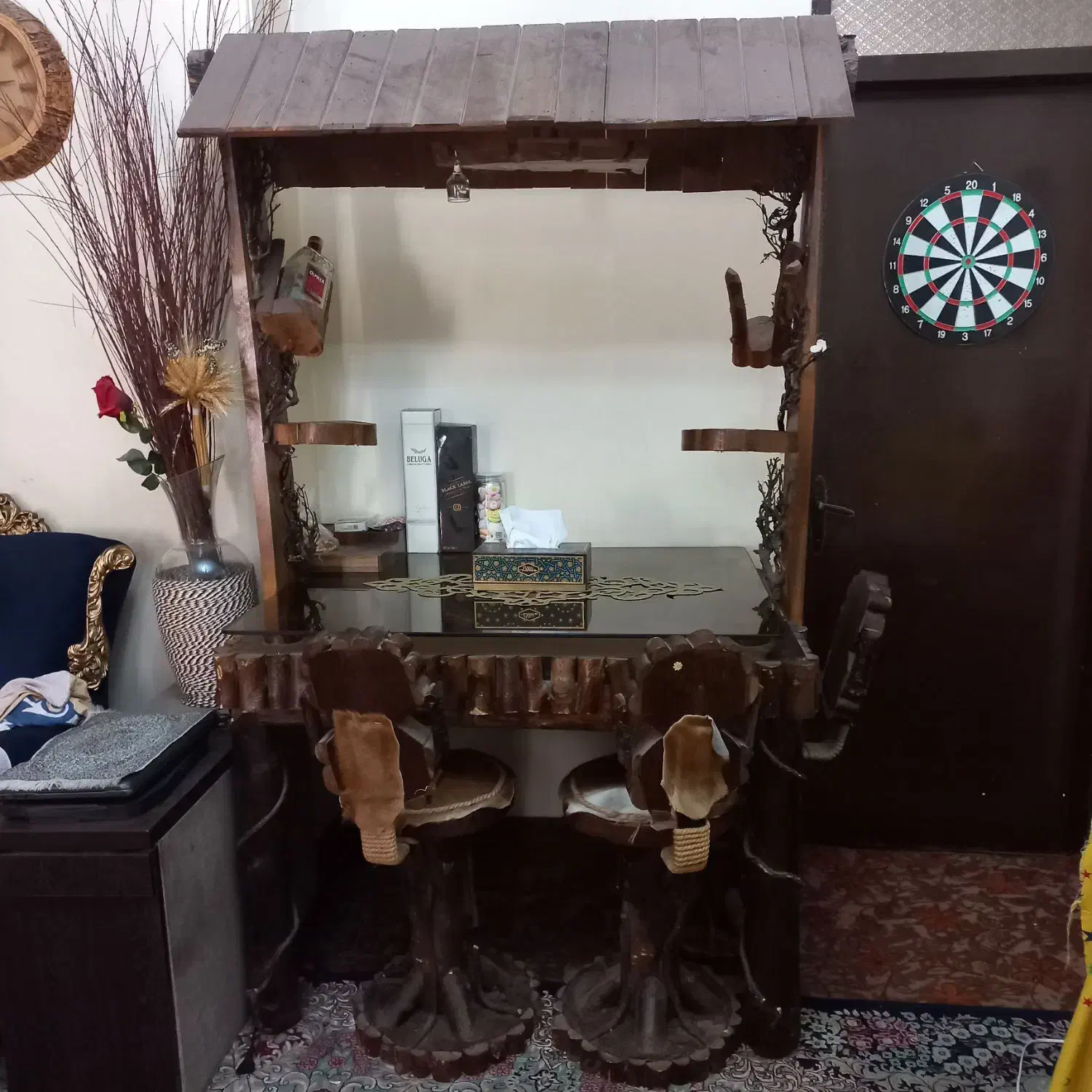 میزبار با چوب گردو اصل|بوفه، ویترین، کنسول|تهران, نظام‌آباد|دیوار