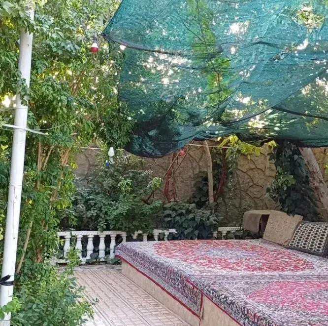 یک روز به یاد ماندنی را در ویلا تجربه کنید|اجارهٔ کوتاه‌مدت ویلا و باغ|اصفهان, ردان|دیوار