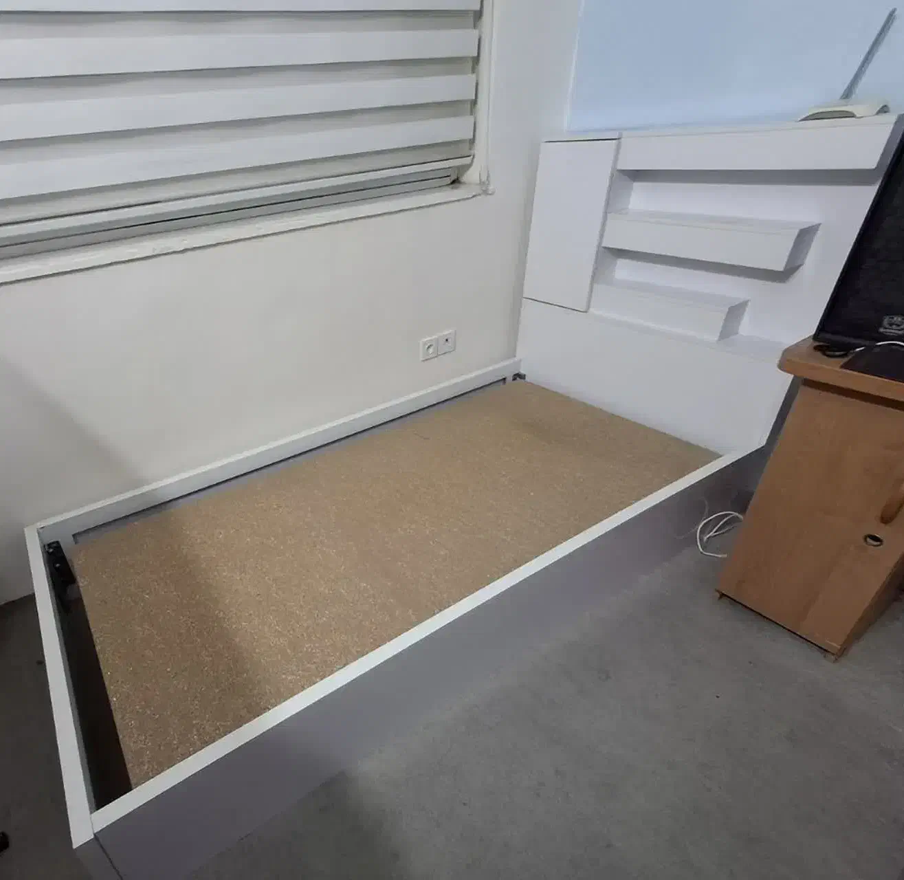 تخت‌خواب یک‌نفره|تخت و سرویس خواب|مشهد, امام خمینی|دیوار