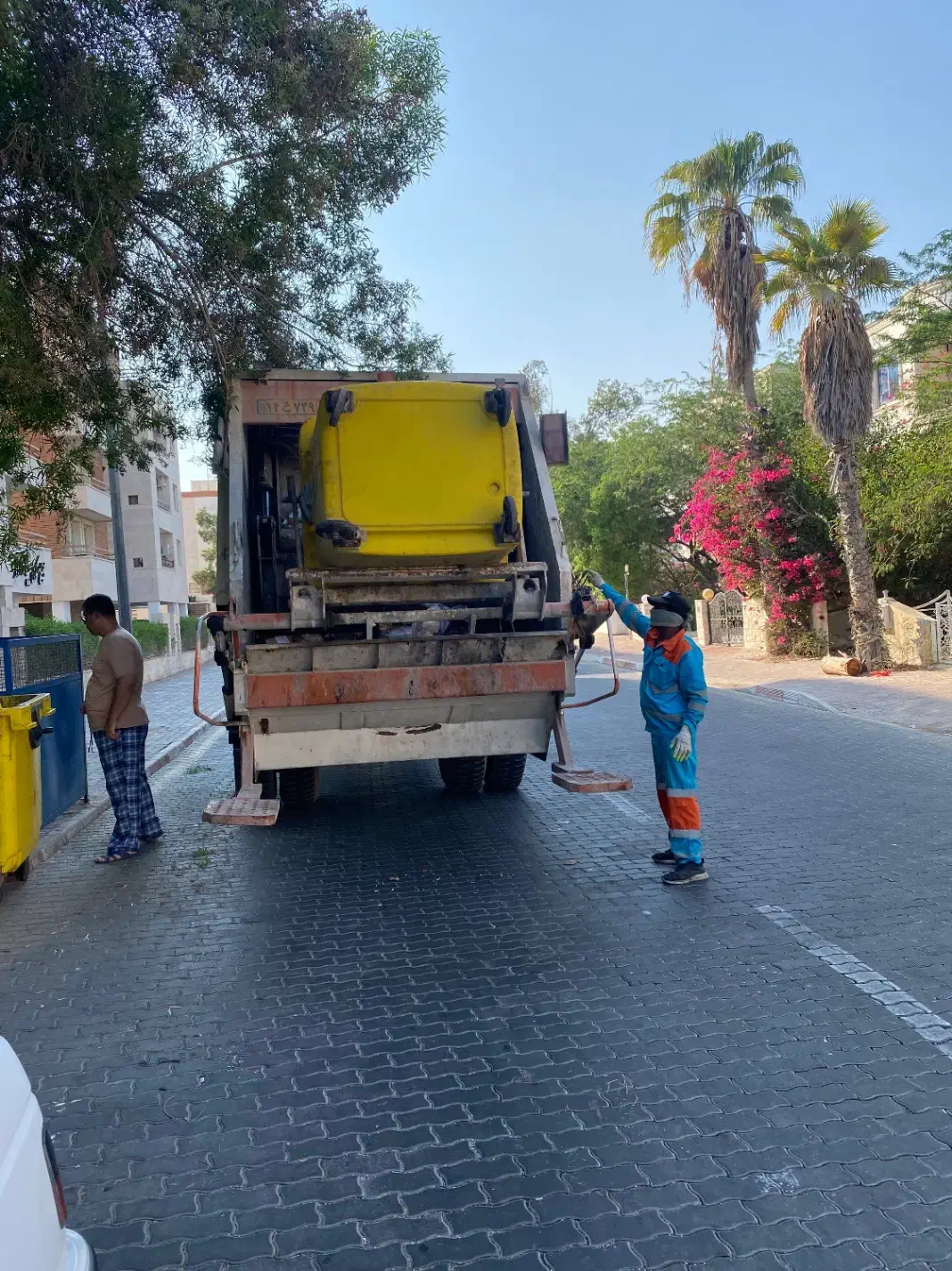 راننده ماشین زباله|استخدام حمل و نقل|کیش, |دیوار