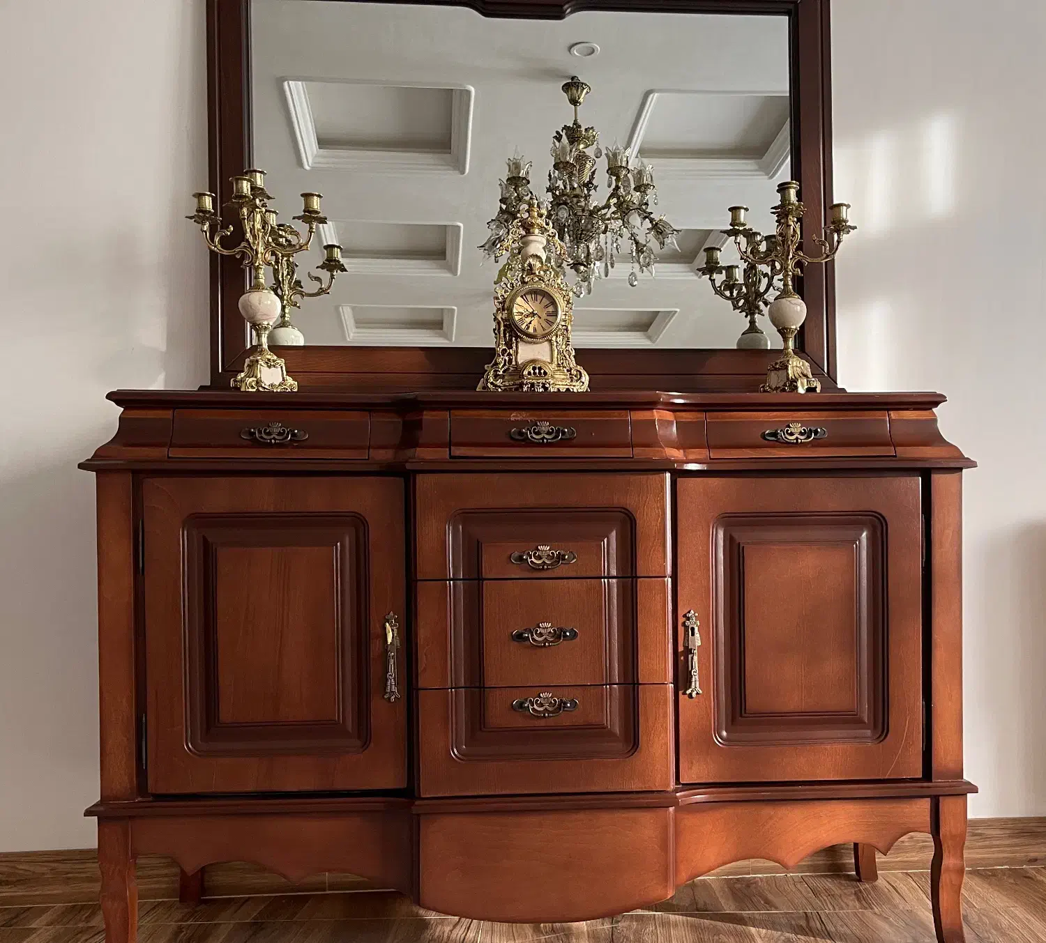 اینه کنسول|بوفه، ویترین، کنسول|ماهدشت, |دیوار