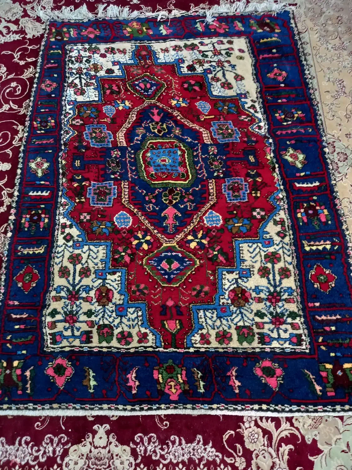 فرش دستباف نو|فرش|بروجرد, |دیوار