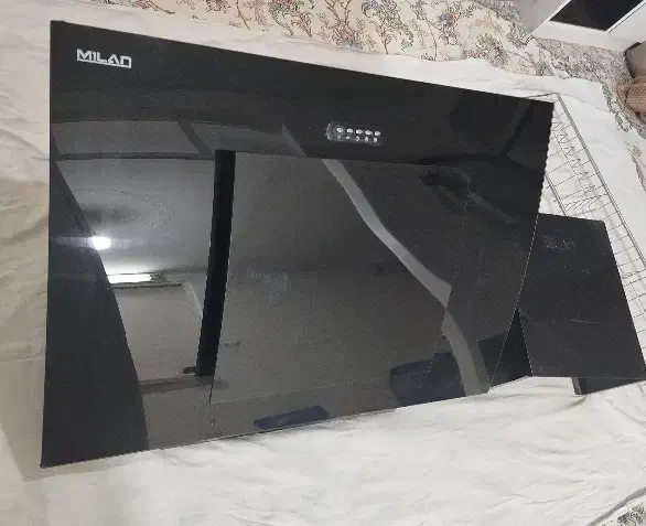 سینک و هود|هود|ری, شهادت|دیوار