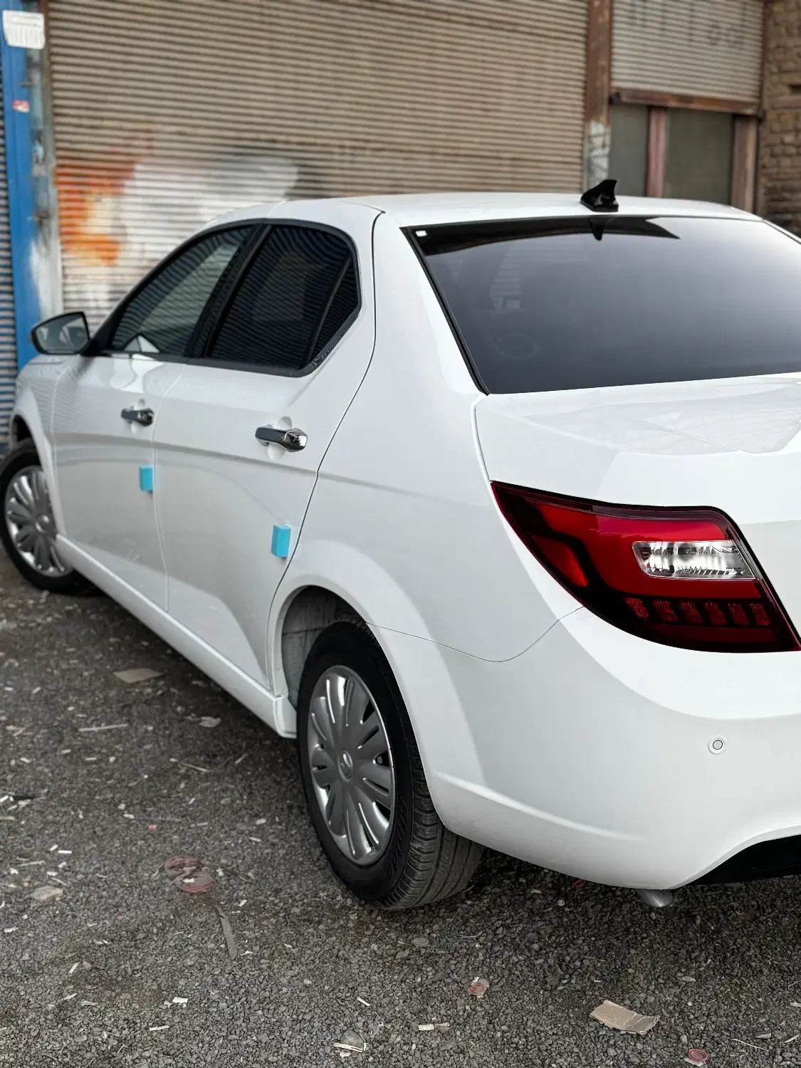 دنا پلاس خشگ|خودرو سواری و وانت|محمدشهر, جعفرآباد|دیوار