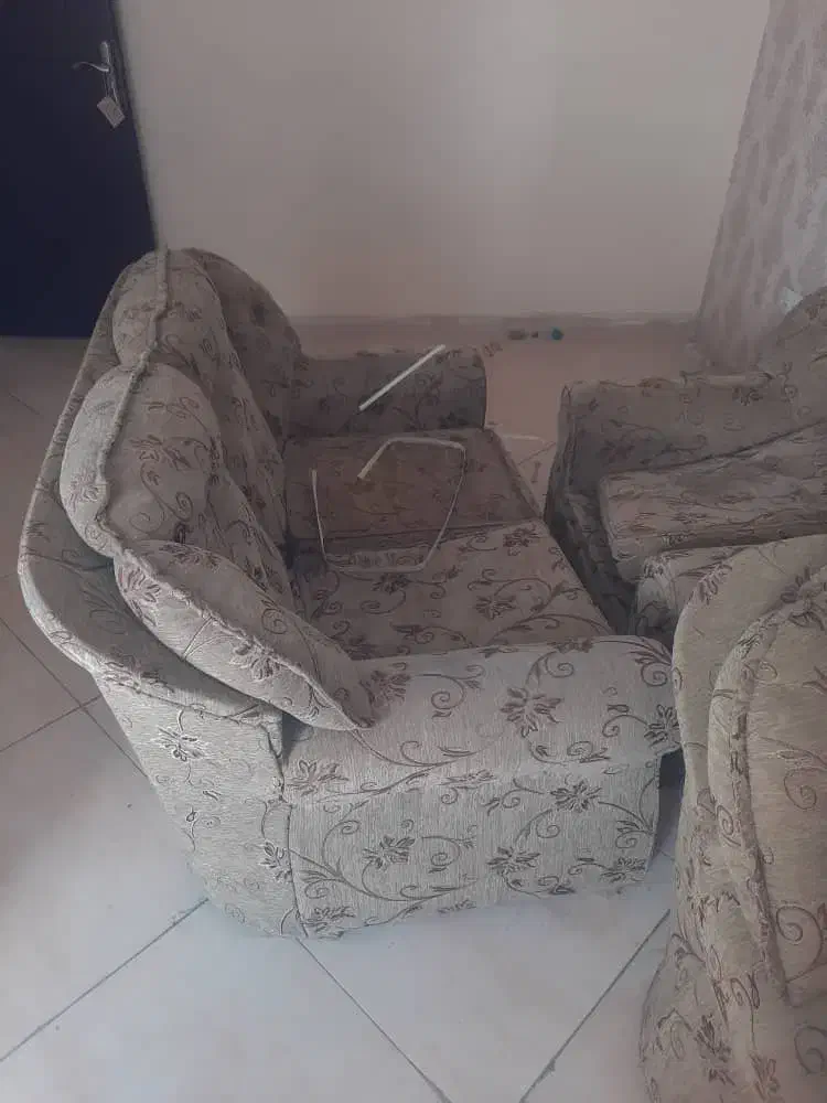 نیم ست راحتی سالم|مبلمان خانگی و میز عسلی|مشهد, ایثارگران|دیوار