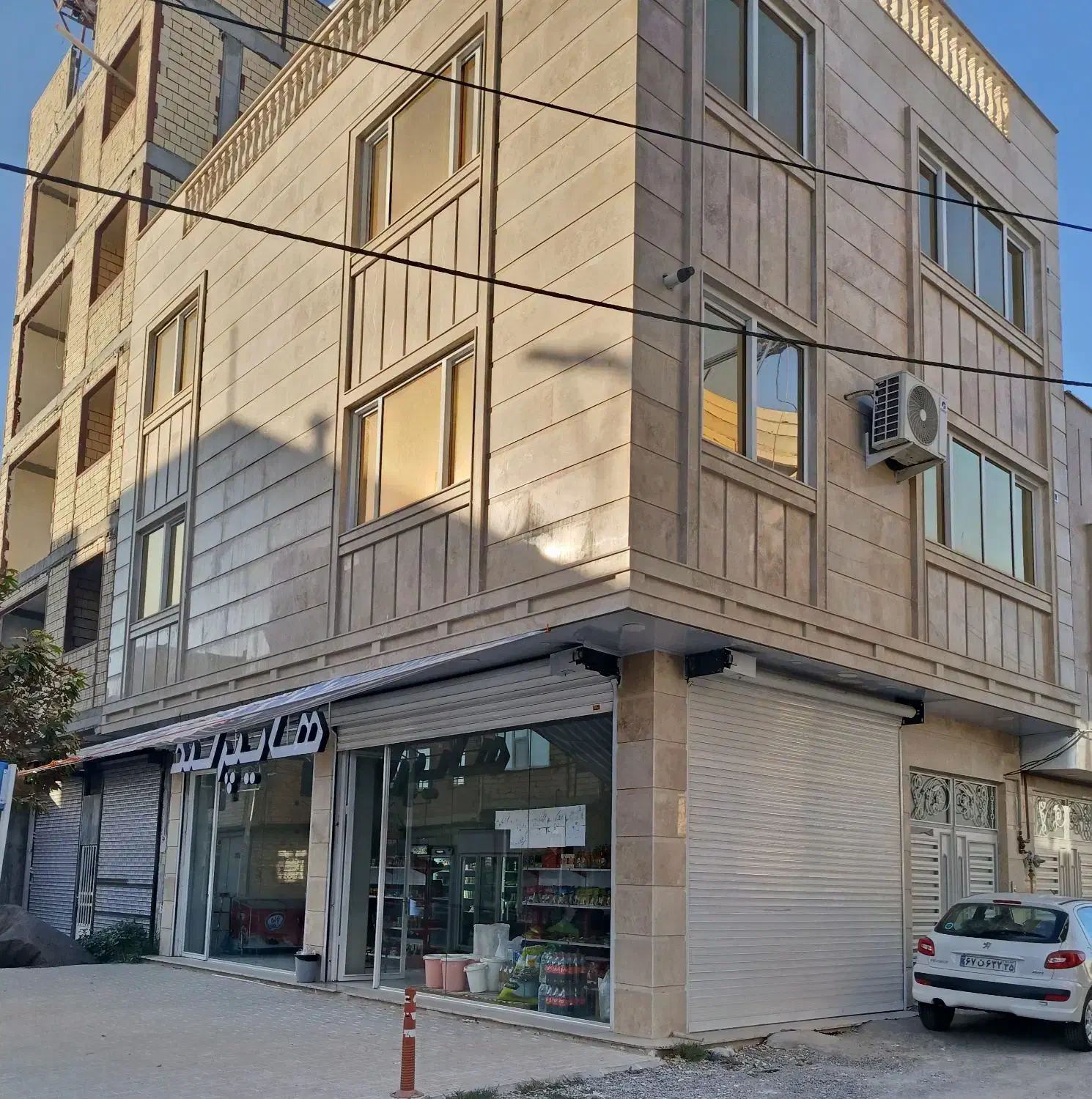 فروش مغازه پشت CNJ بر خیابان 18 متری|فروش مغازه و غرفه|میانه, |دیوار