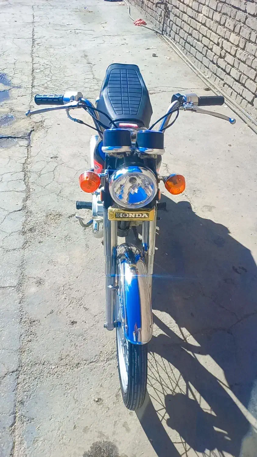 هندا سی جی ۱۲۵ . ۵دنده|موتورسیکلت|مرودشت, بهارستان|دیوار