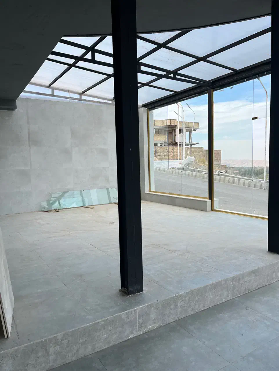 نیروی نیمه ماهر برای کار در کافه بام مرند|استخدام خدمات فروشگاه و رستوران|مرند, |دیوار