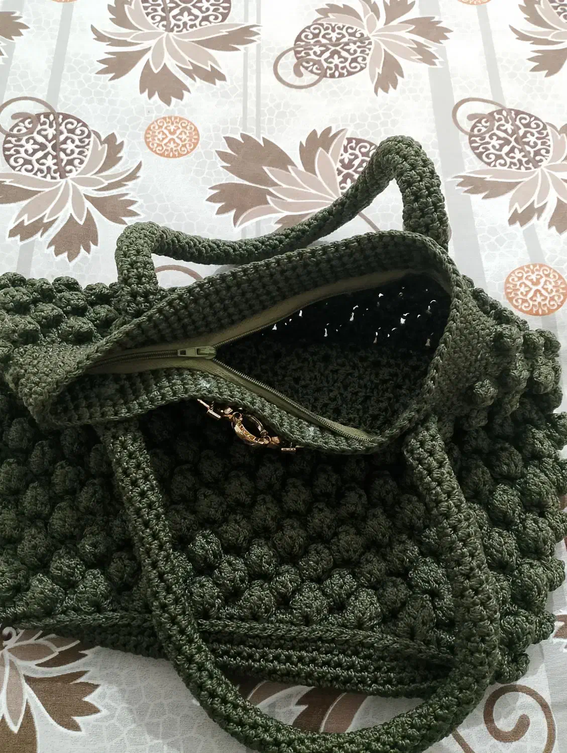 کیف بافتنی|کیف، کفش، کمربند|ساری, |دیوار