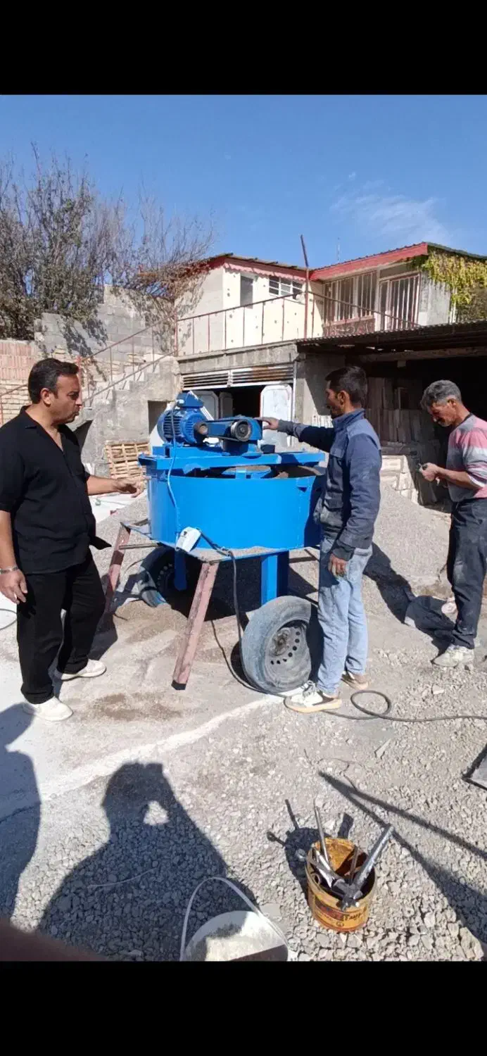 همزن ناریساز دستگاه بلوکزنی دستگاه بلوک سیمانی|ماشینآلات صنعتی|بجنورد, |دیوار