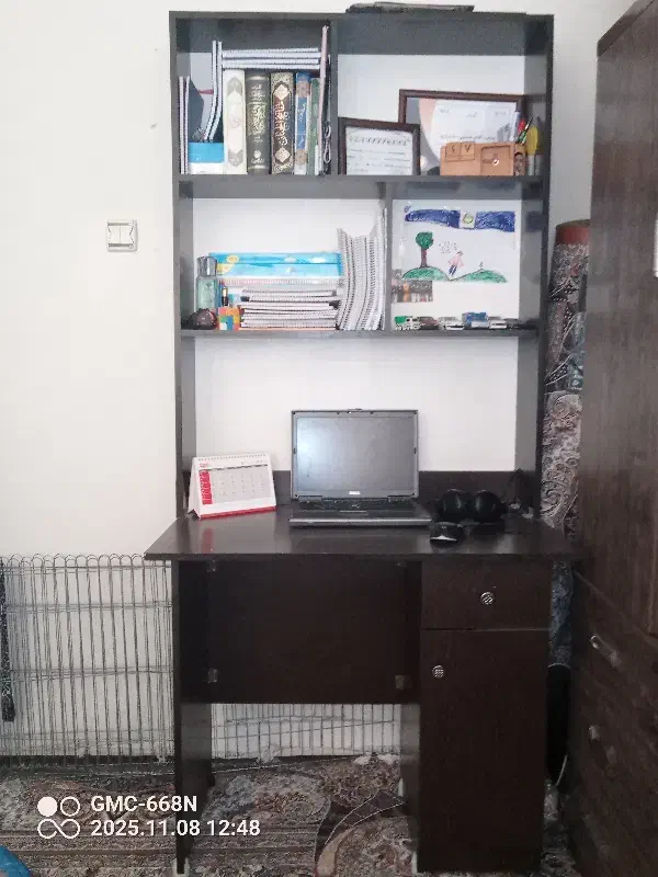 تحریر و کامپیوتر|میز تحریر و کامپیوتر|تهران, وحیدیه|دیوار