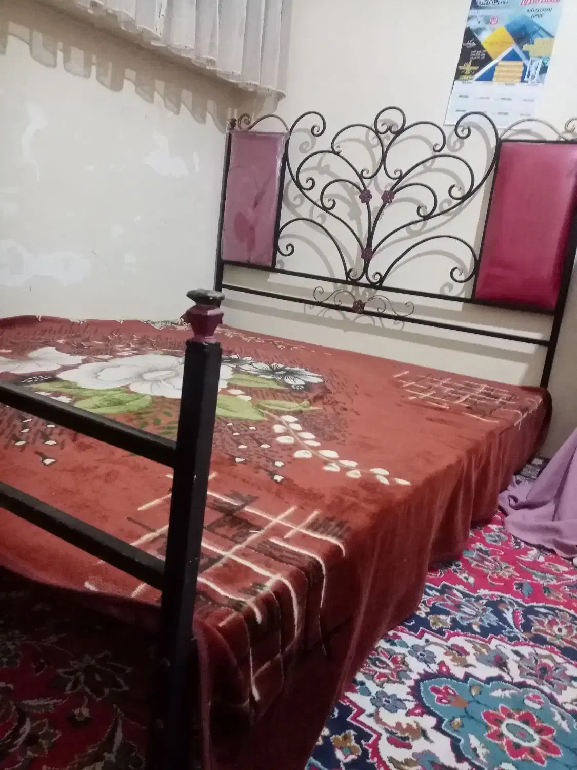 تخت دو نفره|تخت و سرویس خواب|تربت‌حیدریه, مسجد جامع|دیوار