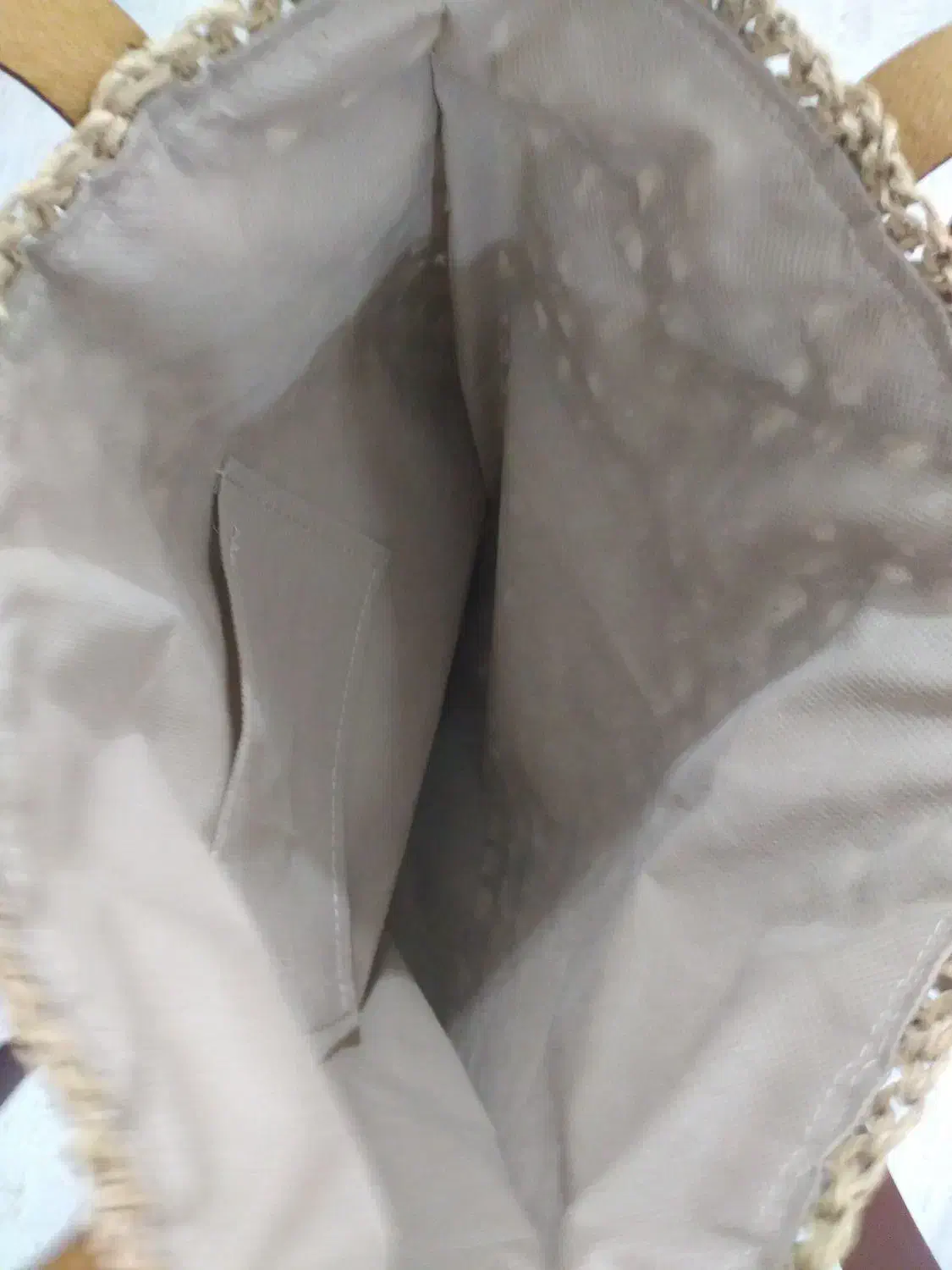 کیف رافیا|کیف، کفش، کمربند|رشت, کوی یخ|دیوار