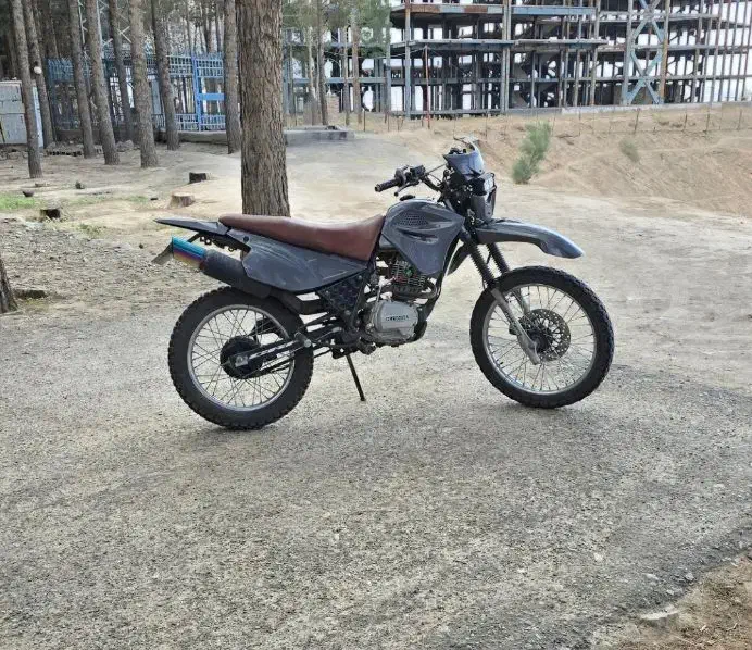 تریل ایژ روسی/مدل۲۰۰۷|موتورسیکلت|بیرجند, |دیوار