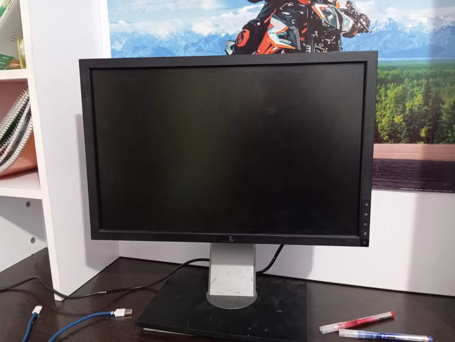 مانیتور ۱۹ اینچ Dell|رایانه رومیزی|قم, امامزاده ابراهیم|دیوار