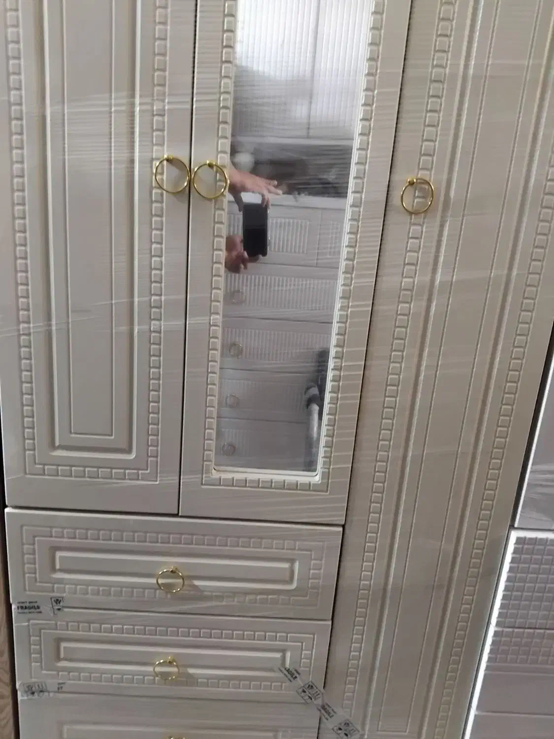 کموود دراوورر|جاکفشی، کمد، دراور|ساوه, |دیوار