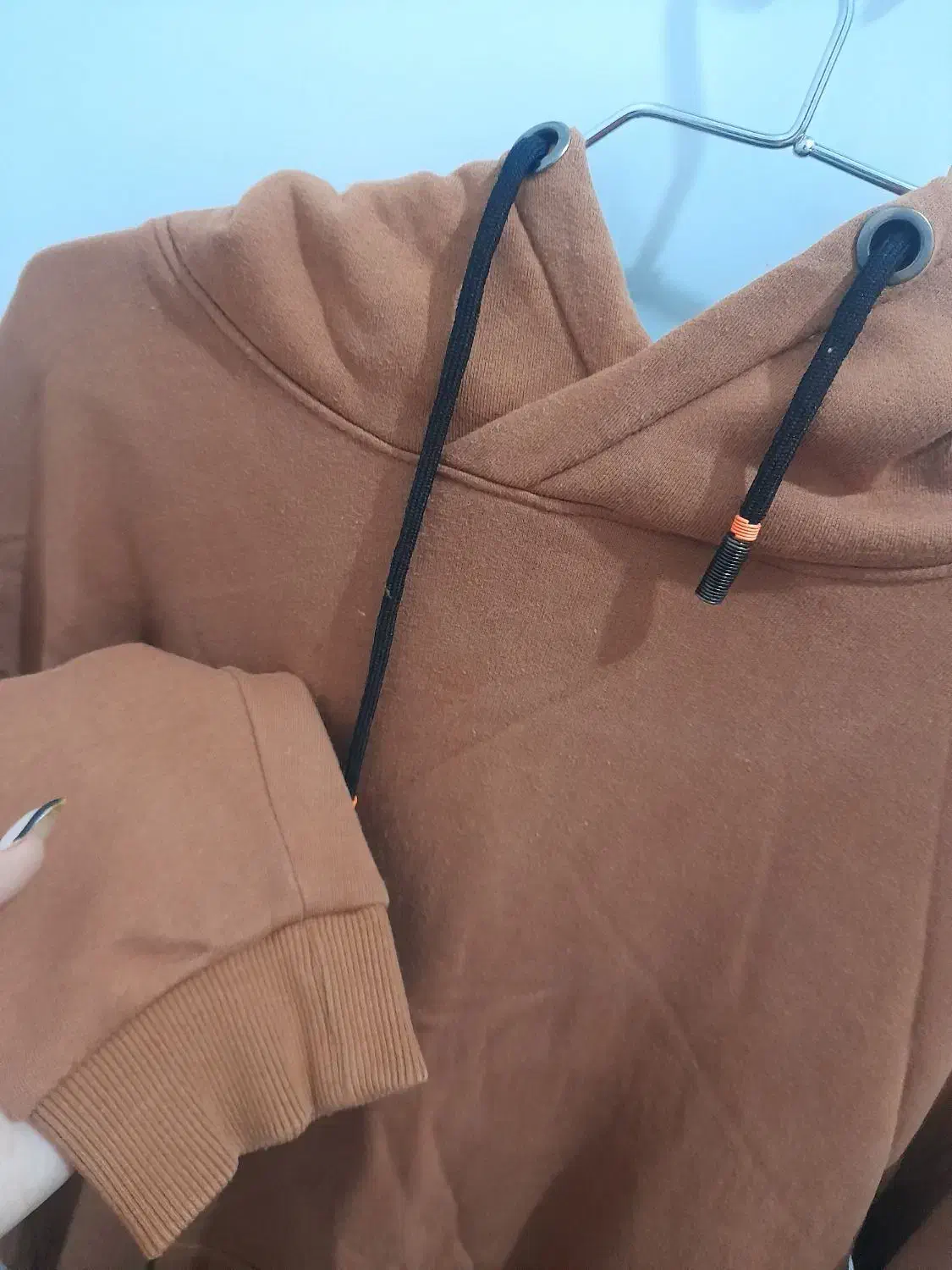 هودی گرم و همیشه ترند|لباس|رشت, نظری|دیوار