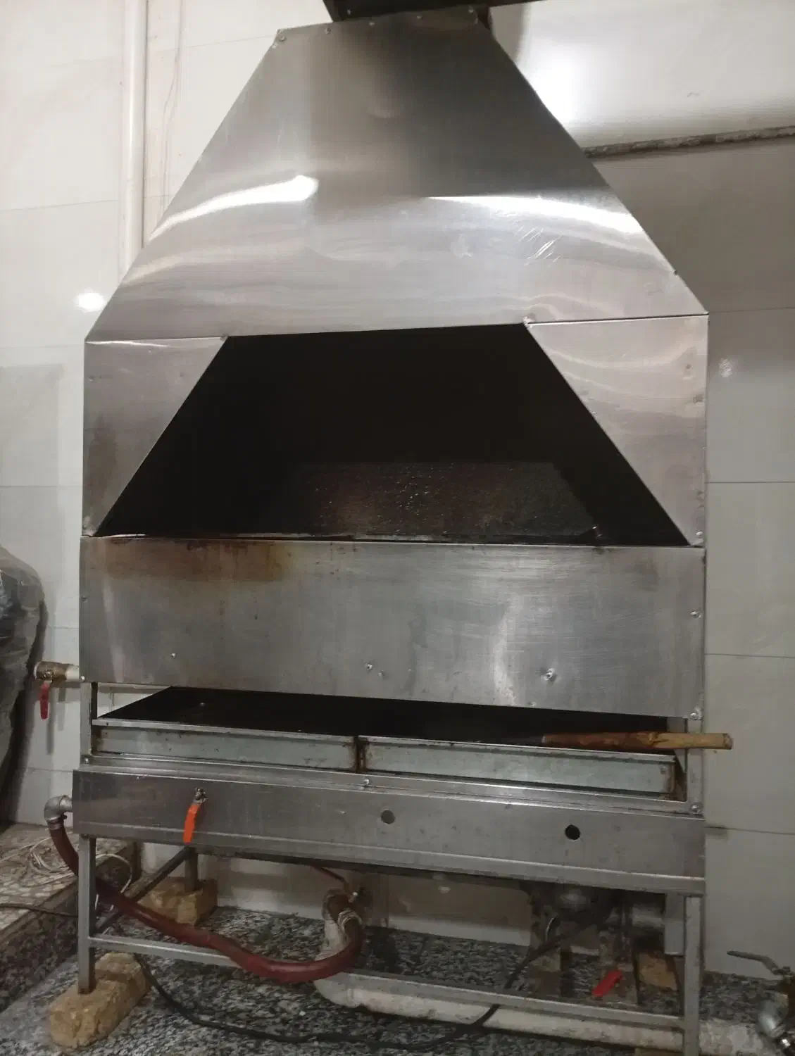 کباب پز زغالی گازی|کافی‌شاپ و رستوران|فلاورجان, |دیوار