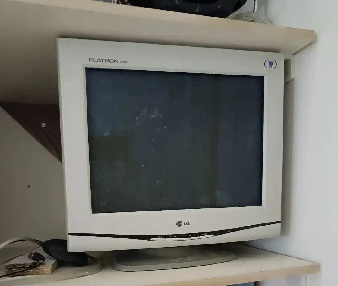 مانیتور|قطعات و لوازم جانبی رایانه|پرند, فاز ۳|دیوار