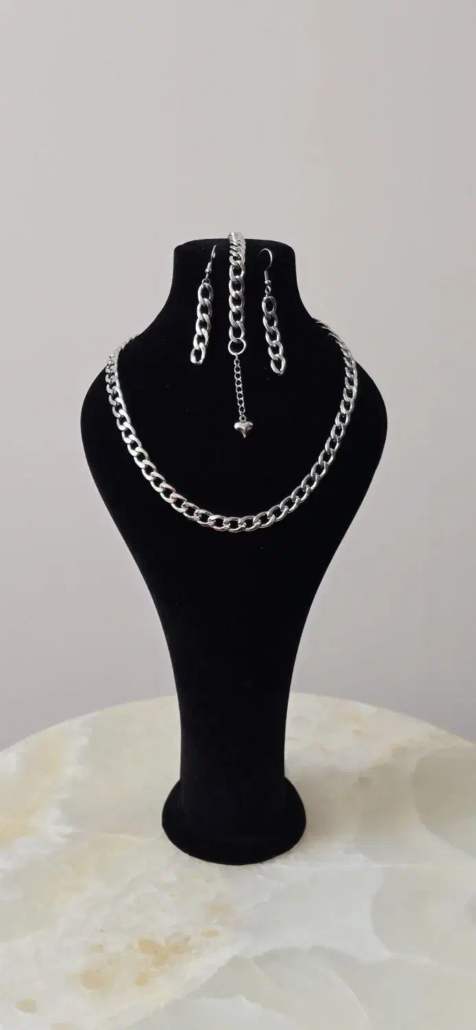 روز مادر از رگ گردن به شما نزدیکتر است|زیورآلات و اکسسوری|قم, بنیاد|دیوار