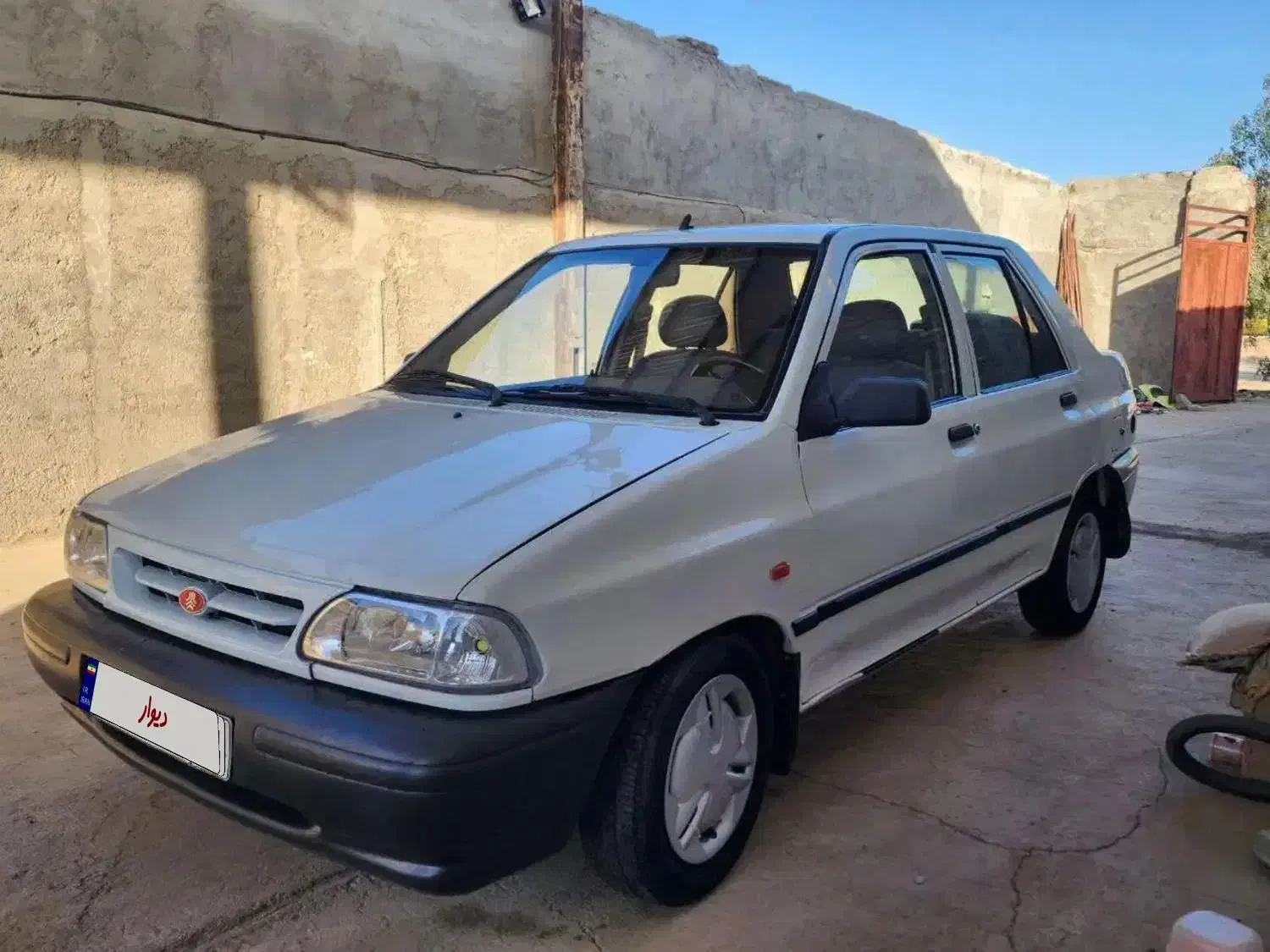 ماشین پراید|خودرو سواری و وانت|بادرود, |دیوار