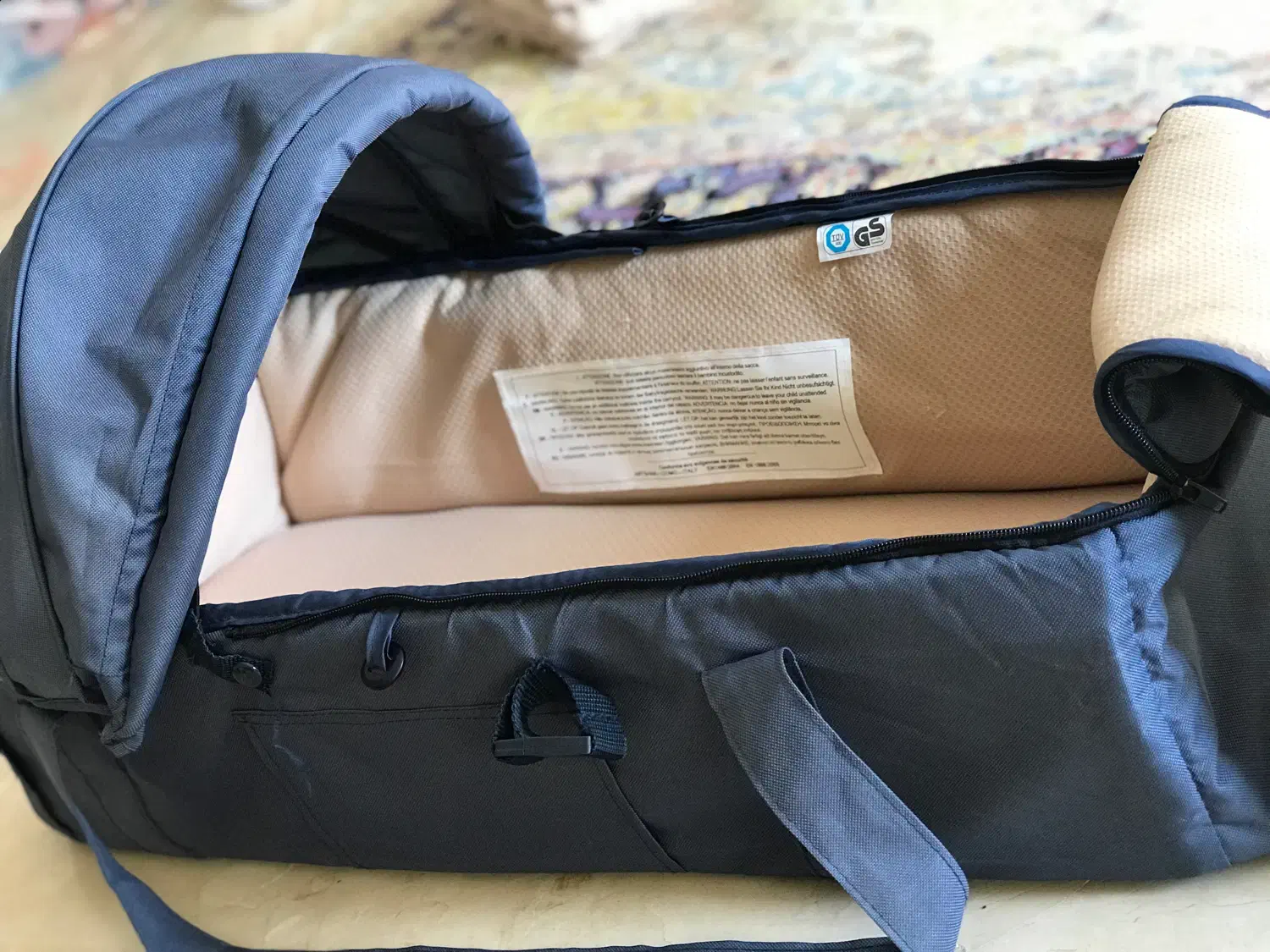 ساک حمل نوزاد چیکو و قنداق سوییسی|اسباب و اثاث بچه|تهران, مرزداران|دیوار