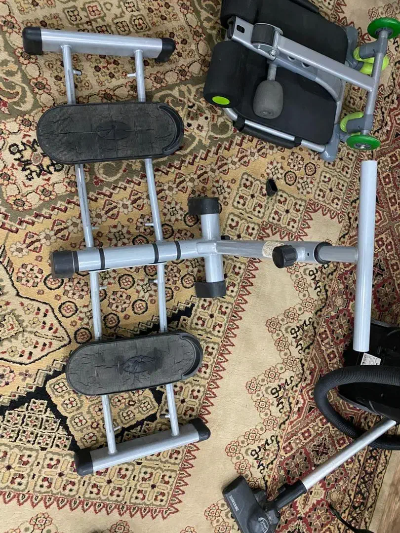 دوچرخه ثابت ، دستگاه خیاطه خانگی|تجهیزات ورزشی|اصفهان, شهریار|دیوار