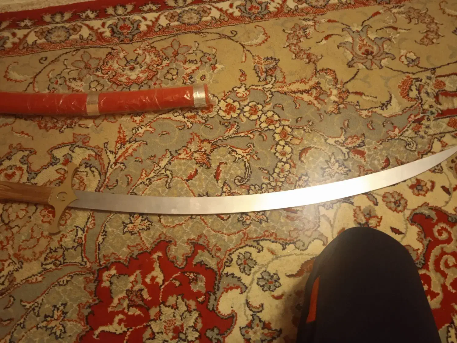 شمشیر|کلکسیون اشیاء عتیقه|دلیجان, |دیوار