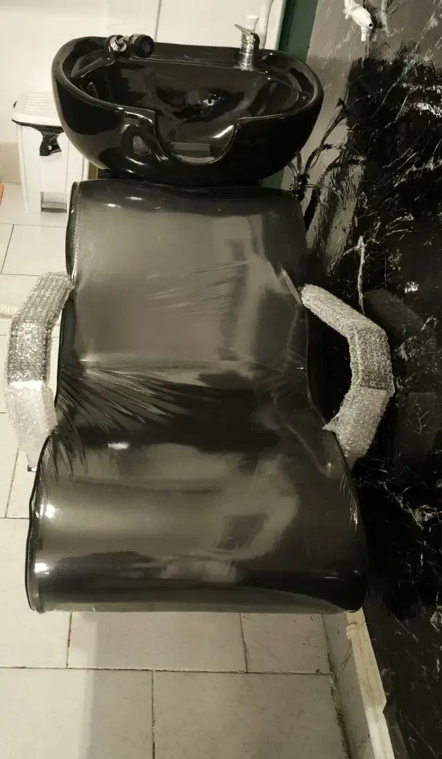 لوازم سالن زیبایی|آرایشگاه و سالن‌های زیبایی|مشهد, نیروی هوایی|دیوار