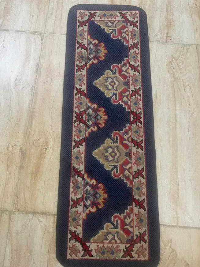 فرش وپرده|فرش|رشت, دروازه لاکان|دیوار