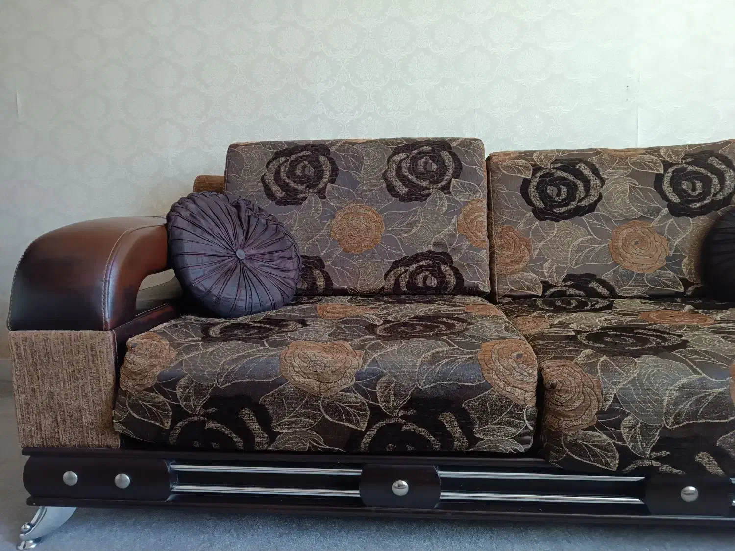 مبل ترکیب چرم و پارچه|مبلمان خانگی و میز عسلی|کرمانشاه, |دیوار