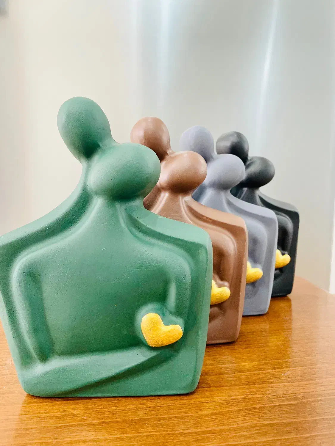 مجسمه همدم|مجسمه، تندیس، ماکت|تربت جام, کلالی|دیوار