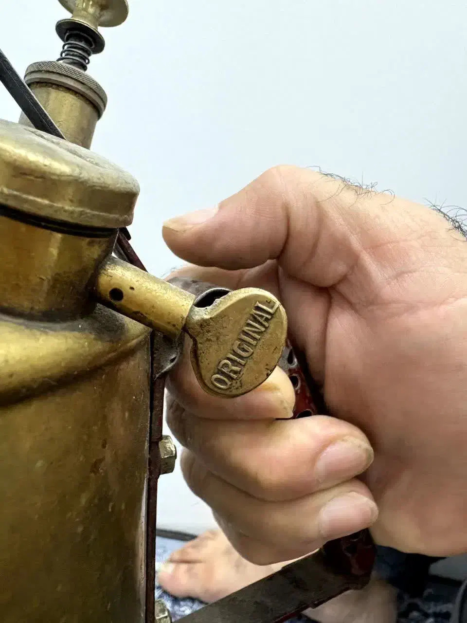 پریموس|کلکسیون اشیاء عتیقه|همدان, |دیوار