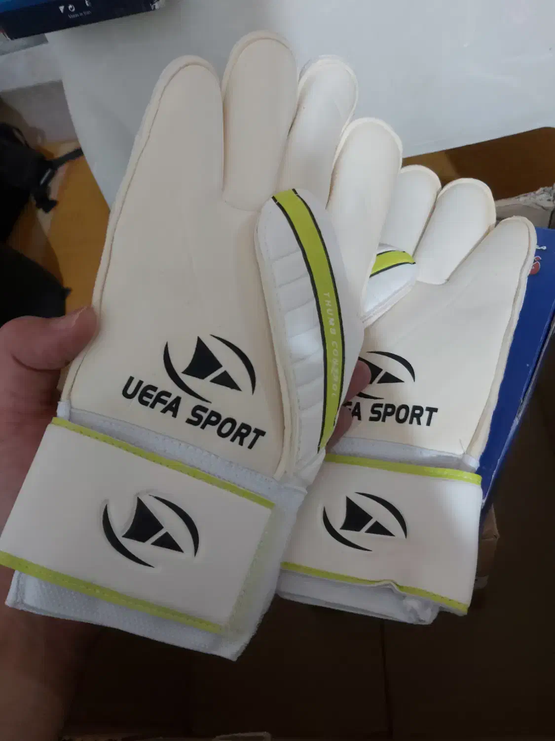 دستکش دروازه بانی|تجهیزات ورزشی|امیدیه, |دیوار