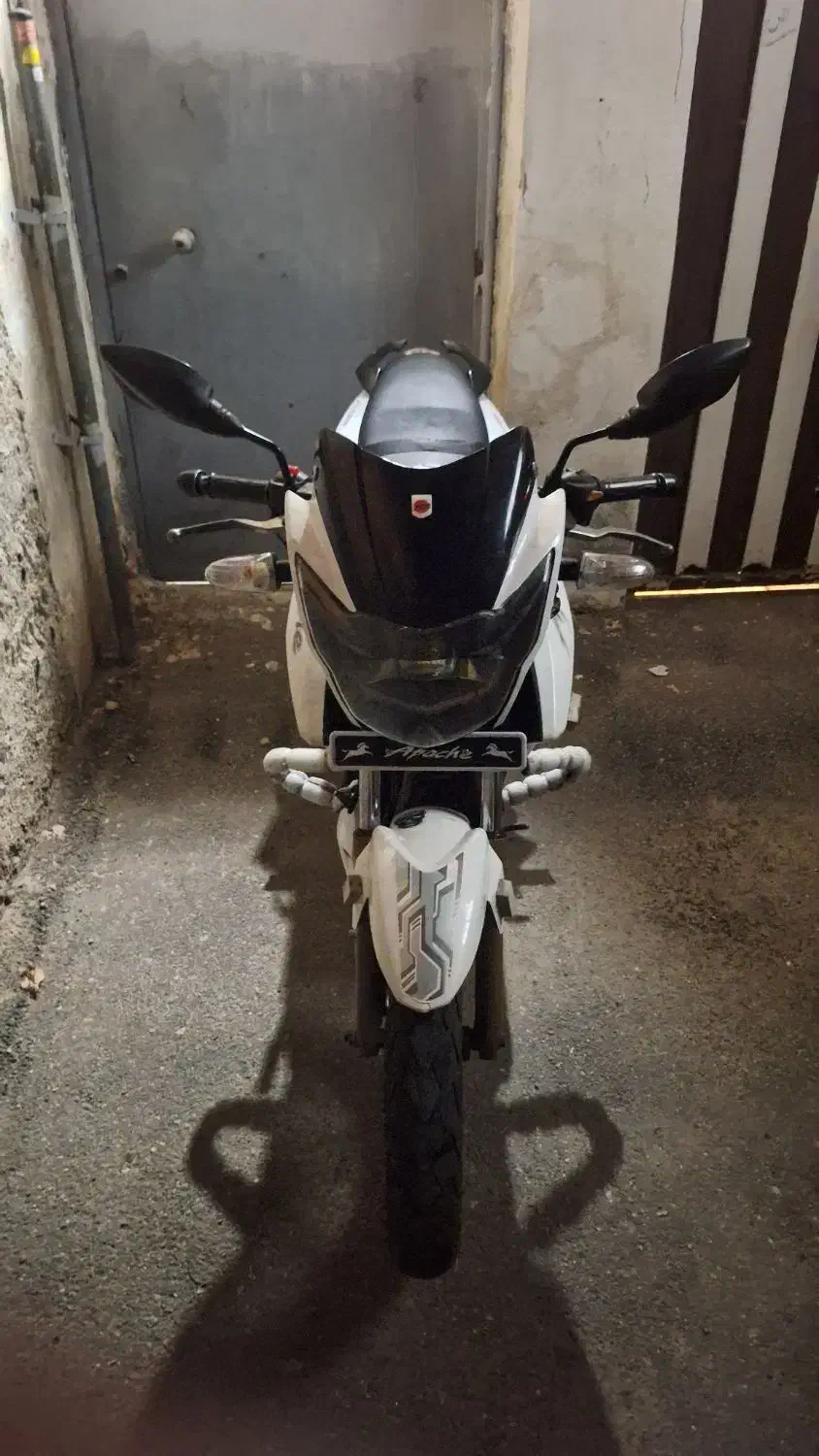 موتور آپاچی صحیح و سالم|موتورسیکلت|گرگان, |دیوار