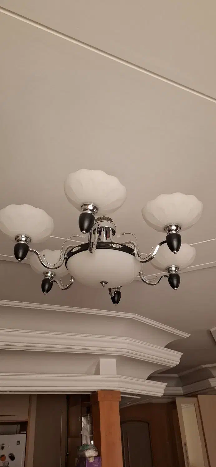 لوستر ۶شعله و ۵شعله و آویز اتاق خواب ۳ شعله و تک|لوستر و چراغ آویز|مشهد, صیاد شیرازی|دیوار