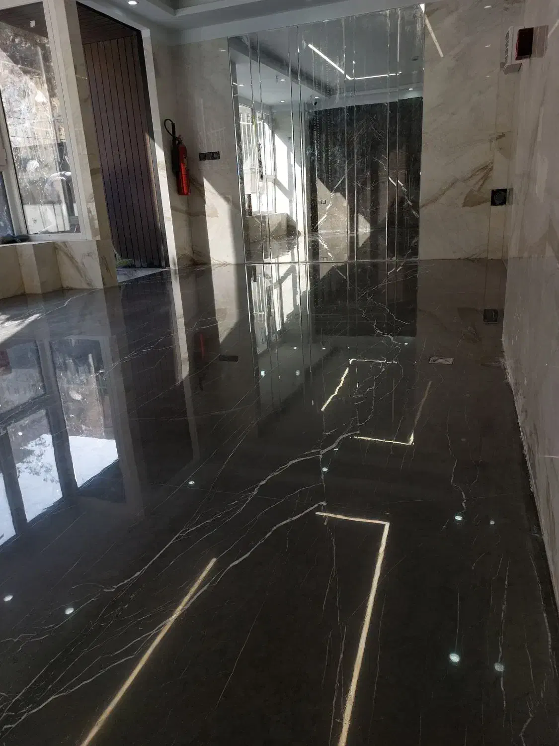 کفسابی سنگ سابی کف ساب نماشویی براق آیینه ای|خدمات نظافت|اسلامشهر, شهرک انبیا|دیوار