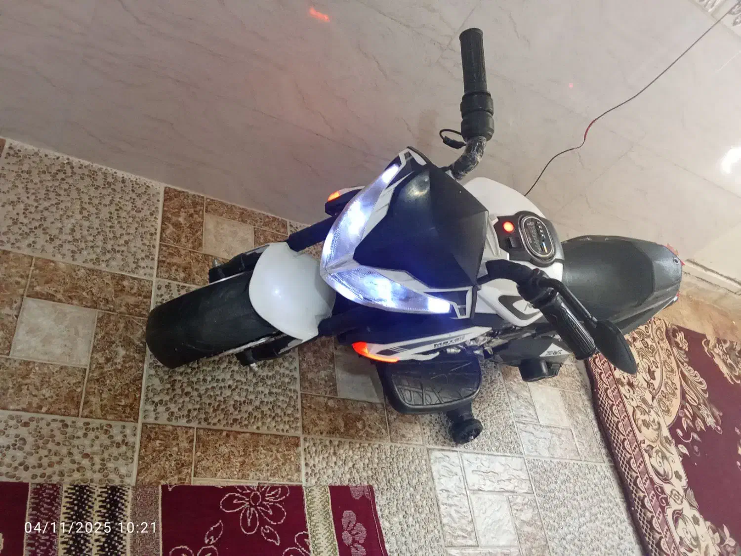 موتور شارژی|اسباب‌‌بازی|نی‌ریز, |دیوار