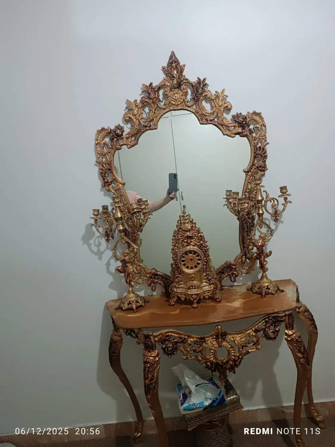 آینه شمعدان|آینه|نسیم‌شهر, |دیوار