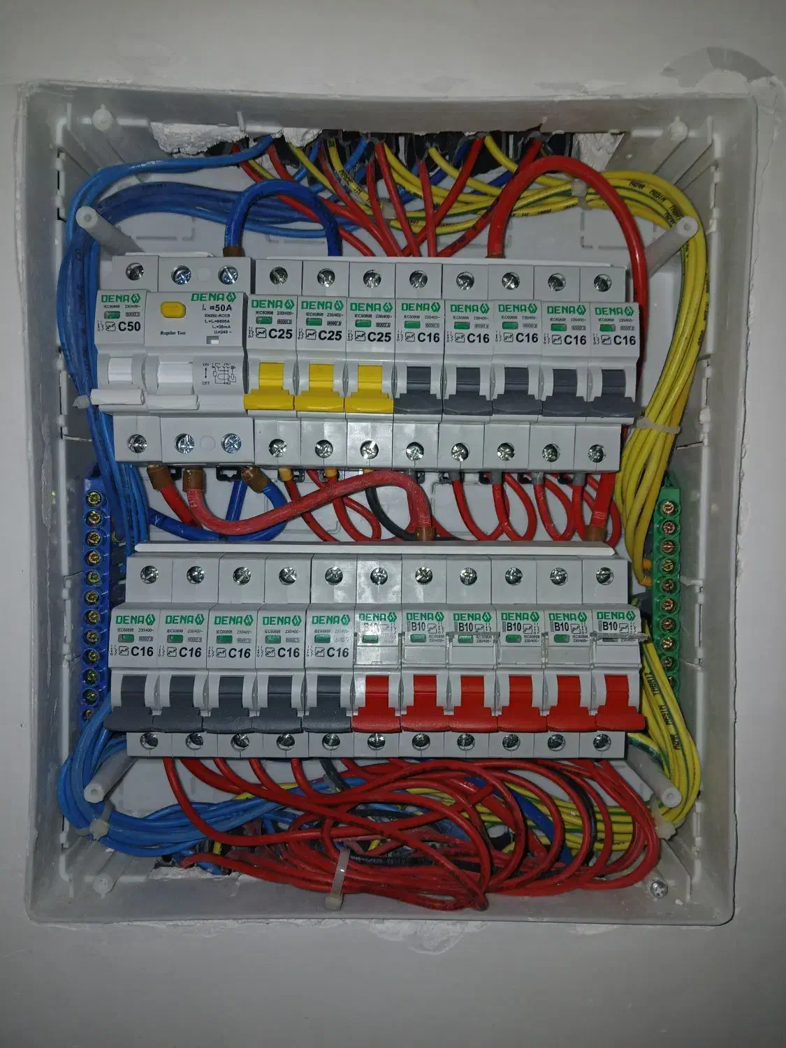 برقکاری ساختمان.اجرای لاین نوری|خدمات پیشه و مهارت|بومهن, |دیوار